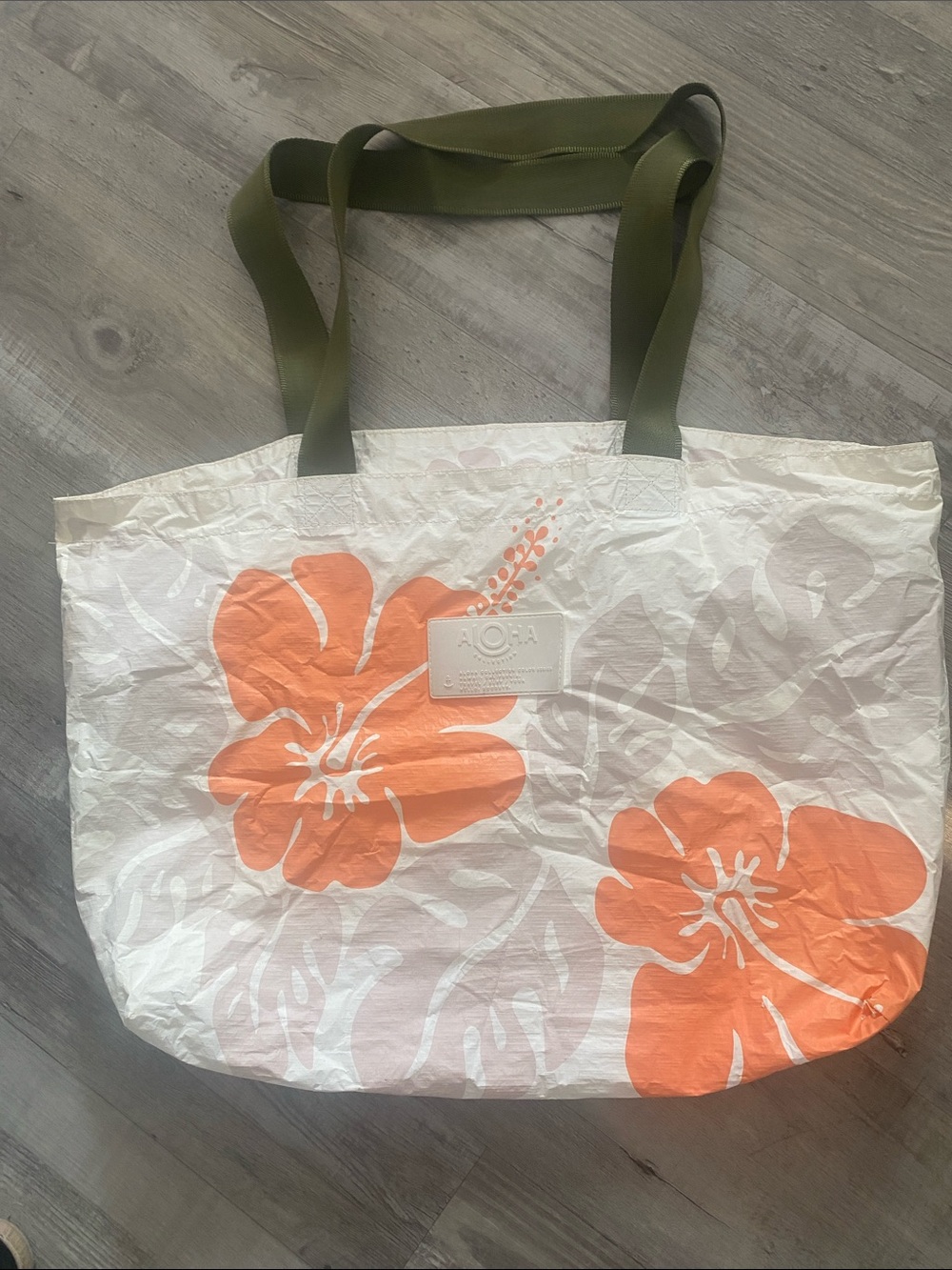 ALOHAS White Tote with Coral Floral Print and Olive Straps